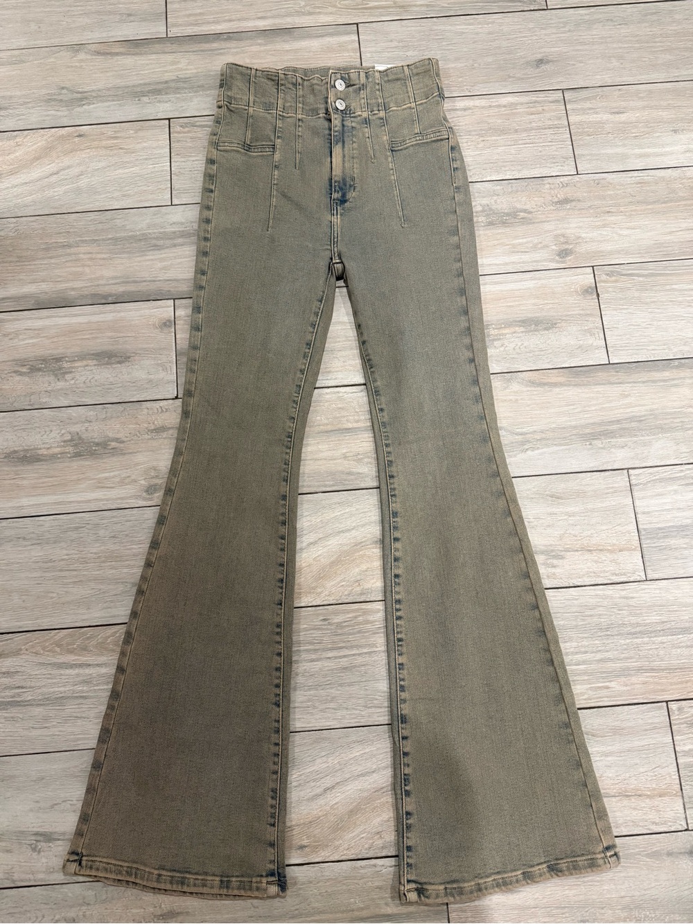 BNWT we the free High-Rise Flared Jeans in